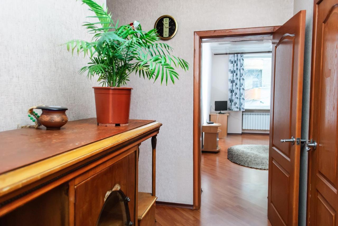 Apartments On Skovoroda Street Kharkiv Extérieur photo