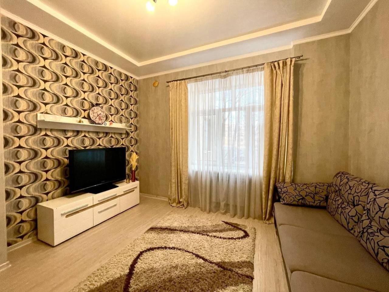 Apartments On Skovoroda Street Kharkiv Extérieur photo